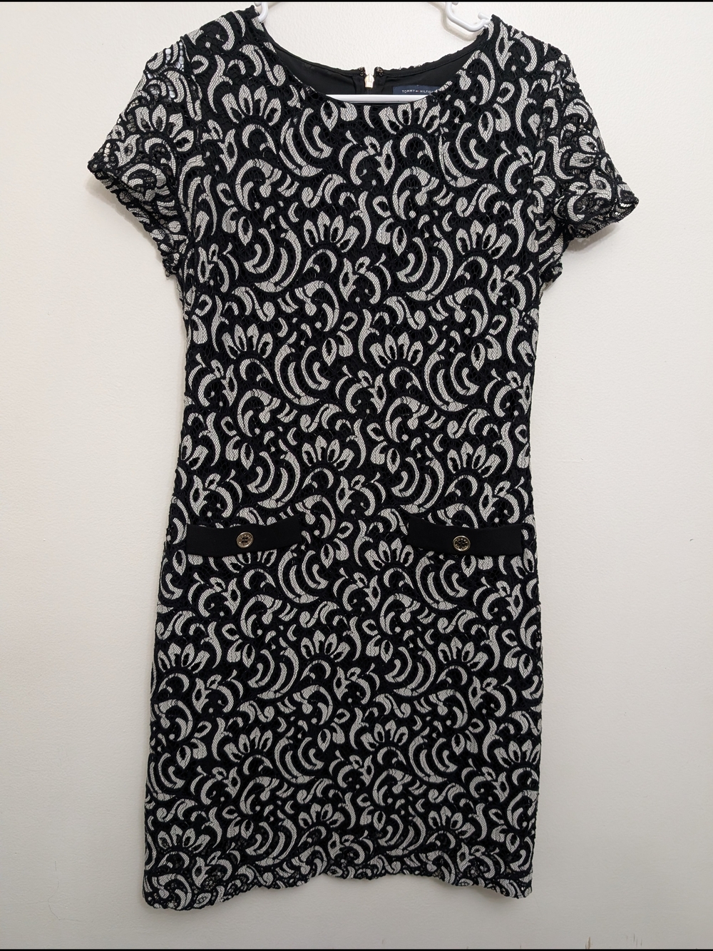 Tommy Hilfiger Black and White Patterned Short Sleeve Dress size 4